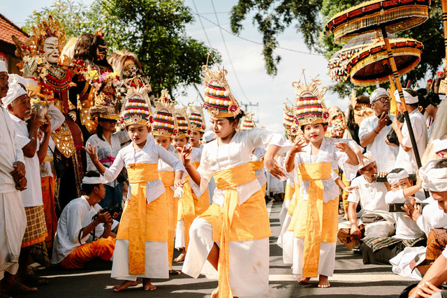 Ilustrasi: Psikologi Budaya. Foto: Eyestetix Studio on Unsplash.