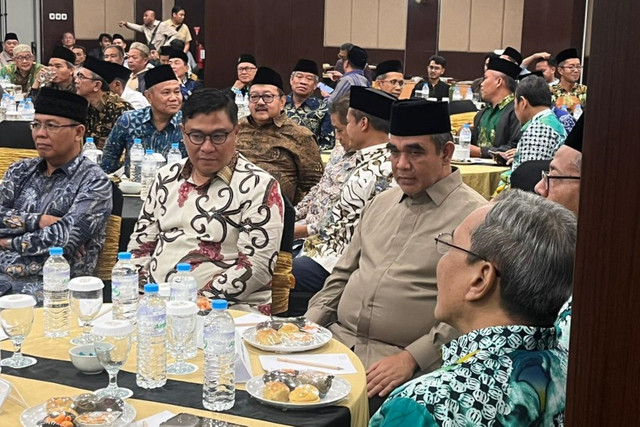 Ketua MPR Ahmad Muzani halal bihalal dengan Muhammadiyah Yogyakarta di kawasan Ngampilan, DIY, Minggu (5/4/2026). Foto: Nasywa Athifah/kumparan