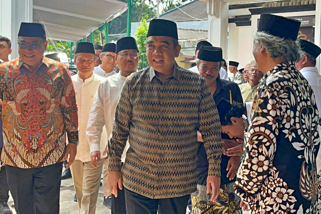Ketua MPR, Ahmad Muzani menghadiri Haul di Pondok Pesantren Darussalam Watucongol, Magelang, Jawa Tengah, Senin (6/4/2026). Foto: Nasywa Athifah/kumparan