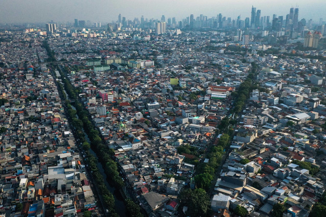 Foto udara permukiman padat penduduk di kawasan Kemayoran, Jakarta, Selasa (7/4/2026). Foto: Sulthony Hasanuddin/ANTARA FOTO 