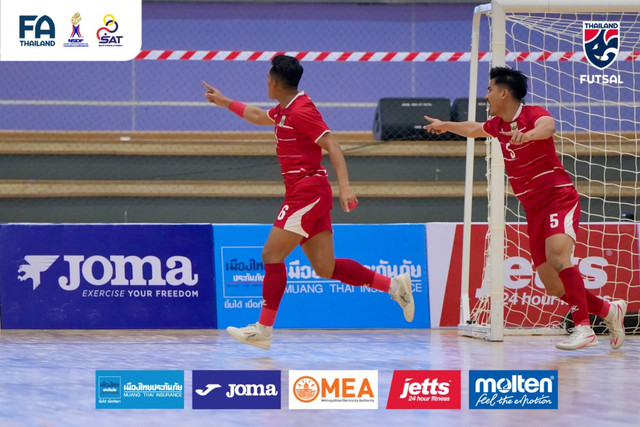 Pemain Timnas Futsal Indonesia melakukan selebrasi usai memasukkan bola ke gawang Australia pada laga ASEAN Futsal Championship 2026 di Thailand, Rabu (8/4/2026). Foto: Dok. Official Futsal Thaileague