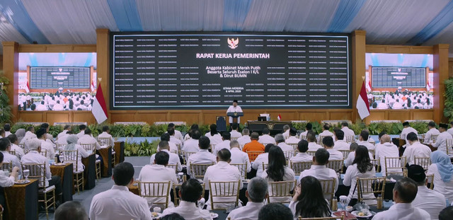 Taklimat Presiden RI pada Rapat Kerja Pemerintah Anggota Kabinet Merah Putih, 8 April 2026 Foto: YouTube/ Sekretariat Presiden