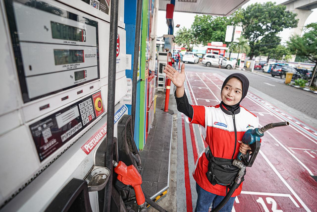 Pertamina Patra Niaga percantik SPBU di 1.802 unit yang tersebar di berbagai wilayah untuk meningkatkan pelayanan. 