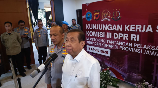 Anggota komisi III DPR RI, Safaruddin, usai melaksanakan Kunjungan Kerja Spesifik Komisi III DPR RI di Aula Dirlantas Polda Jabar, Kamis (9/4/2026). Foto: Abisatya/kumparan