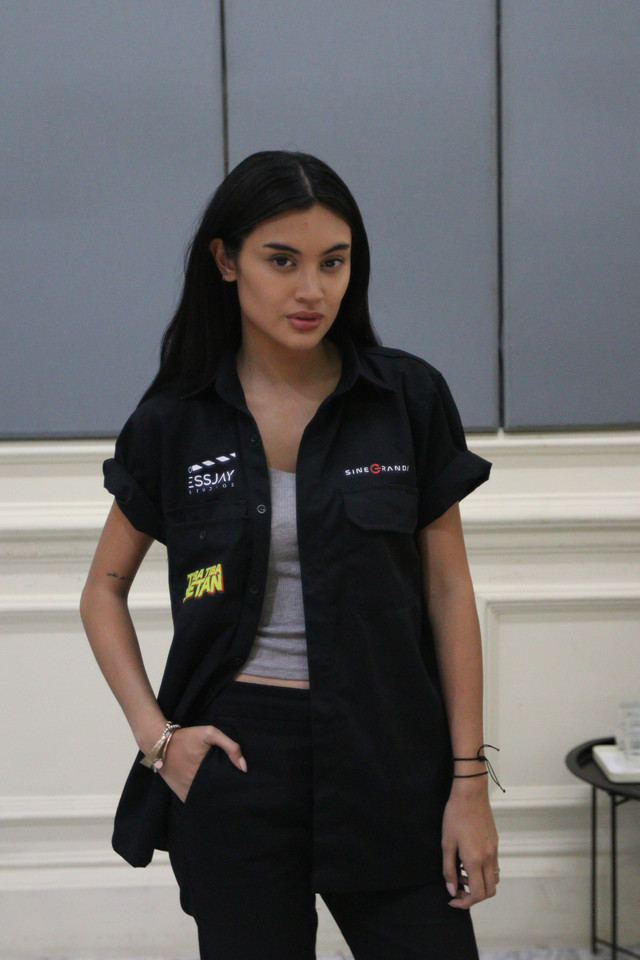 Naura Hakim saat media visit Film Tiba Tiba Setan di kumparan pada Kamis (9/4/2026).
 Foto: Dzaki Fadilah/kumparan