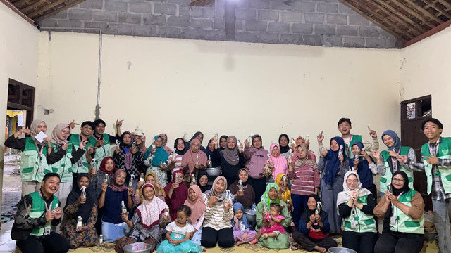 Dokumentasi program kerja KKN Reguler 124 UMY, DIY parfum laundry di Dusun Tritis