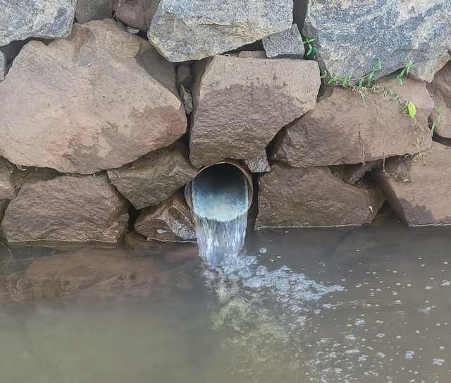 air limbah. Sumber: Unsplash.com