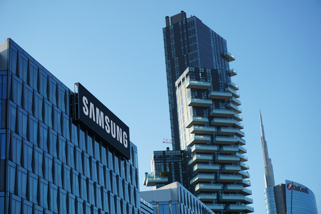 Ilustrasi gedung perusahaan Samsung. Foto: Unsplash