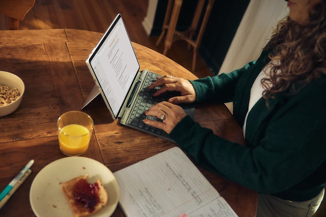 Ilustrasi program AI Ready ASEAN. Foto: Unsplash