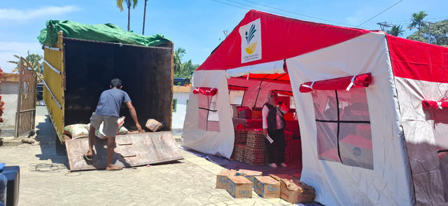 Kemensos mengirim bantuan bagi korban konflik di Halmahera Tengah, Maluku Utara, pastikan kebutuhan warga terpenuhi. Foto: Kemensos RI