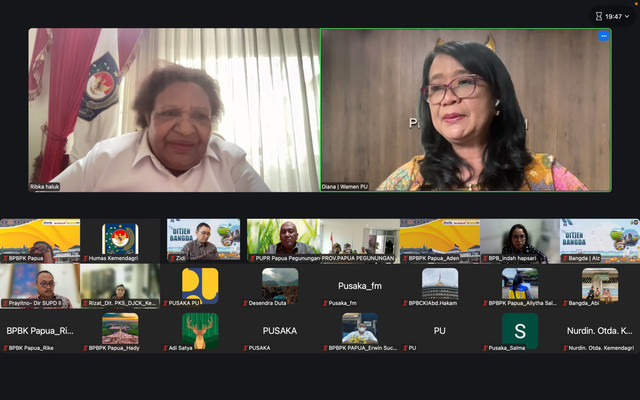 Wamendagri Ribka Haluk rapat bersama Wamen Pekerjaan Umum (PU) Diana Kusumastuti membahas progres pembangunan Kawasan Pusat Pemerintahan Provinsi Papua Pegunungan melalui Zoom Meeting, Jumat (10/4/2026). Foto: Kemendagri RI