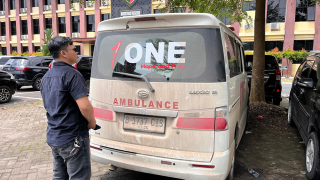 Ambulans yang dipakai untuk selundupkan narkoba. Foto: Lampung Geh