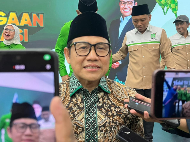 Ketua Umum PKB Muhaimin Iskandar (Cak Imin) usai Halal Bihalal dan Penghargaan Kaderisasi di Kantor DPP PKB, Jakarta Pusat, Jumat (10/4). Foto: Nasywa Athifah/kumparan