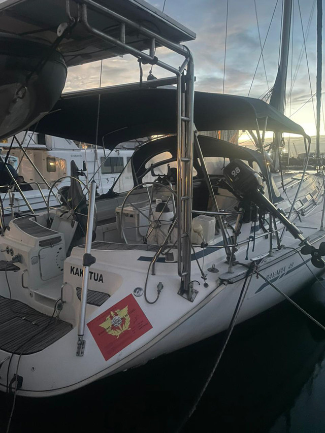 Direktorat Jenderal Bea dan Cukai melalui Kantor Wilayah Jakarta memeriksa kapal yacht. Foto: Dok. Istimewa