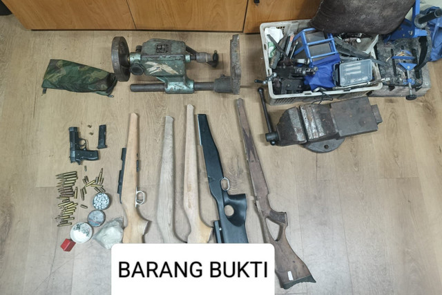 Barang bukti yang telah ditangkap oleh Resmob Bareskrim Polri. Foto: Dok. Istimewa