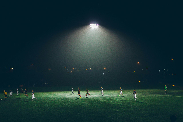 Ilustrasi Kapan Leg 2 Perempat Final Liga Champions 2026?, Unsplash/Abigail Keenan