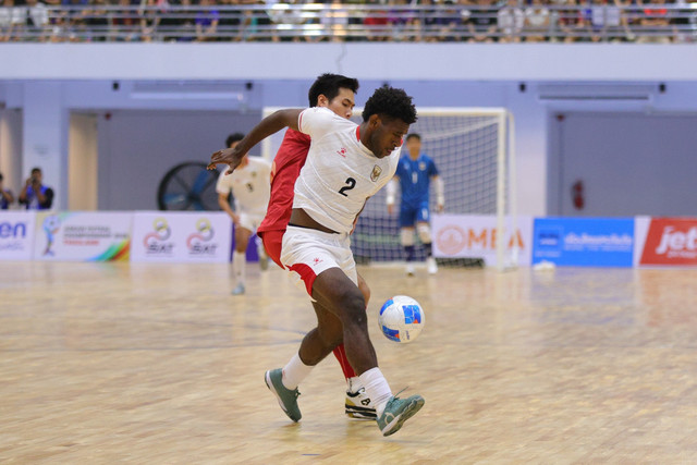 Timnas Futsal Indonesia melawan Thailand dalam final Piala AFF Futsal 2026 di Nonthaburi Sports Complex Gymnasium, Thailand, Minggu (12/4/2026). Foto: FFI