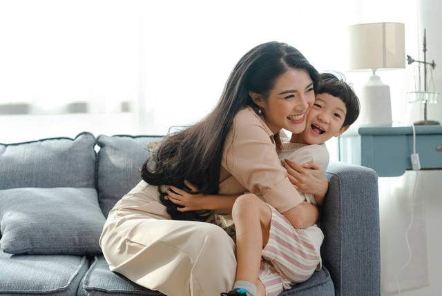  Ilustrasi ibu dan anak. Foto: Shutterstock