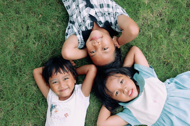 Ilustrasi Masa Kanak-kanak Akhir. Gambar: Pexels.