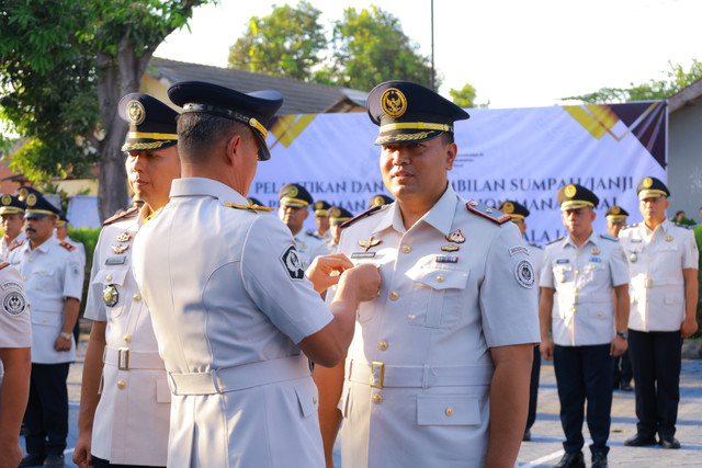Pelantikan Pejabat Kanwil Ditjenpas Jatim, Teguhkan Kepemimpinan Baru Di Lapas Mojokerto (Foto:HumasLapasMojokerto)