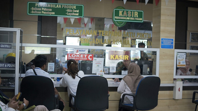 Suasana di Pengadilan Agama Surabaya, Kamis (9/4/2026). Foto: Muthia Firdaus/kumparan