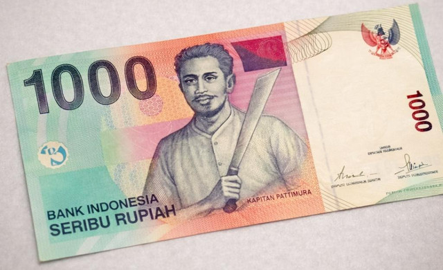 Anabella Sabrina. Uang kertas Rp 1.000 bergambar Kapitan Pattimura (emisl 2000). Dokumentasi pribadi, 2026