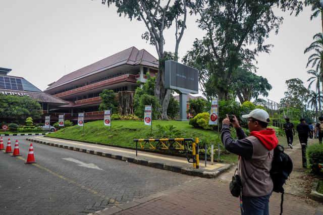 Kondisi setelah kasus kekerasan seksual (KS) di lingkungan Fakultas Hukum Universitas Indonesia, Depok, Jawa Barat, Selasa (14/4/2026). Foto: Iqbal Firdaus/kumparan