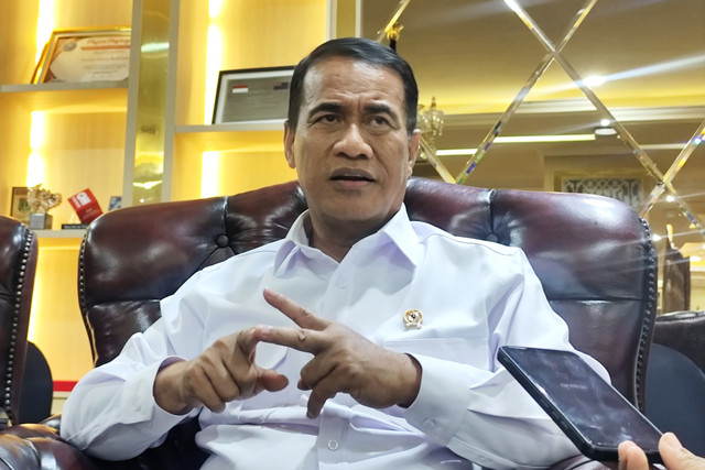 Menteri Pertanian, Andi Amran Sulaiman di Kantor Kementerian Pertanian, Jakarta Selatan, Rabu (15/4/2026).  Foto: Widya/kumparan