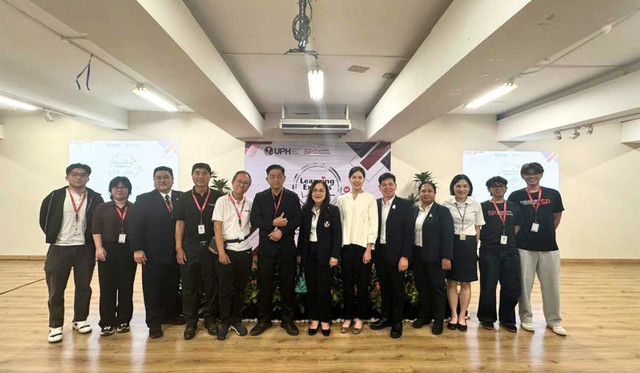 Universitas Pelita Harapan (UPH) kembali menghadirkan Learning Express (LeX) Program 2026, sebuah program inovasi sosial hasil kolaborasi dengan Singapore Polytechnic. Memasuki tahun kelima pelaksanaannya, program ini berlangsung pada 6-17 April 2026 dengan mengusung pendekatan design thinking selama 12 hari. Mahasiswa diajak terjun langsung ke lapangan untuk memahami permasalahan secara mendalam sekaligus merancang solusi yang aplikatif dan berdampak.