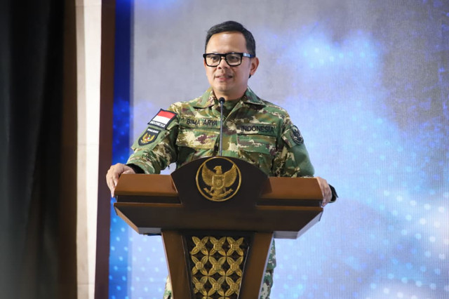 Wamendagri Bima Arya dalam acara Kursus Pemantapan Pimda Ketua DPRD di Akademi Militer, Magelang, Jawa Tengah, Kamis (16/4/2026). Foto: Dok. Kemendagri