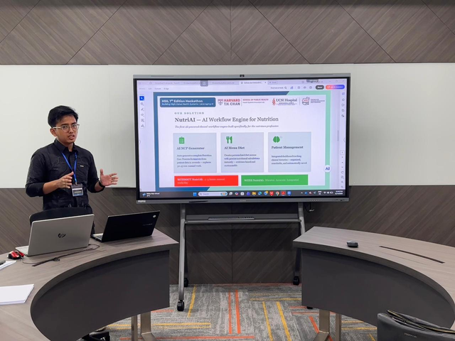 Saminur Fauzan, S.Gz., alumni UMS sekaligus Founder NutriAI, mempresentasikan inovasi AI gizi dalam ajang Harvard HSIL Global Hackathon 2026 di Kuala Lumpur, Malaysia