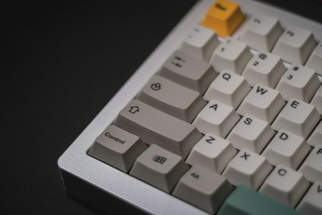 Ilustrasi keyboard Robot terbaik 2026. Foto: Unsplash