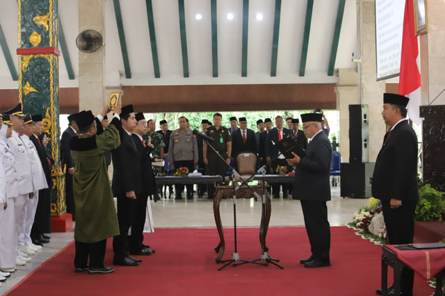 Bupati Malang, Sanusi melantik 447 pejabat di lingkungan Pemkab Malang pada Senin (13/4/2026). Foto: Dok. Pemkab Malang