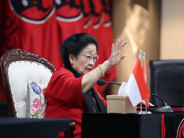 Ketua Umum PDIP Megawati Soekarnoputri dalam peringatan ke-71 Konferensi Asia Afrika di Sekolah Partai DPP PDIP, Lenteng Agung, Jakarta Selatan, Sabtu (18/4/2026). Foto: PDIP