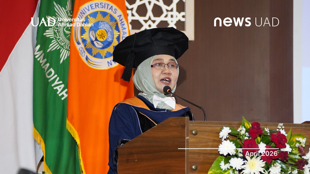 Prof. Dr. apt. Wahyu Widyaningsih, S.Si., M.Si. guru besar baru Universitas Ahmad Dahlan (UAD) (Foto. Humas UAD)