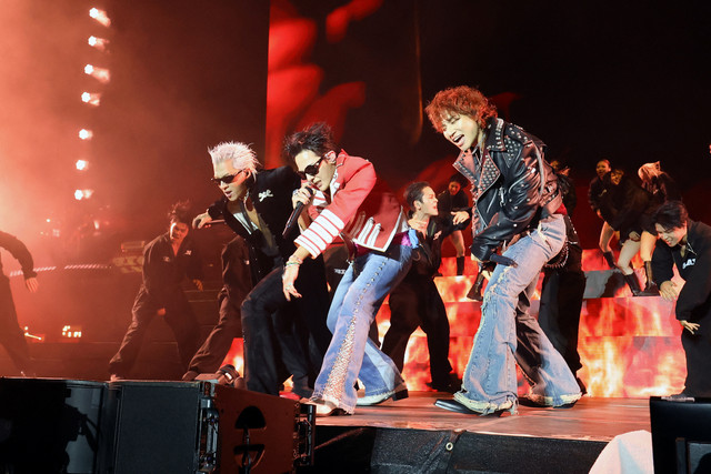 Bigbang tampil di Festival Musik dan Seni Coachella Valley di Indio, California, AS, Minggu (12/4/2026). Foto: Frazer Harrison/Getty Images for Coachella/AFP