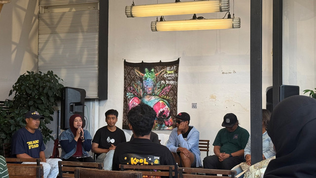 Tricenarian 30th ViaVia Jogja, Artist Talk, Sabtu (11/4). Foto: Pandangan Jogja/Arif UT