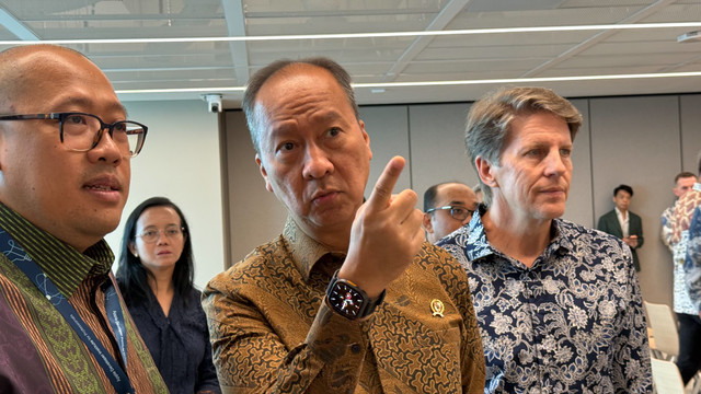 Menteri Perindustrian Agus Gumiwang Kartasasmita mengunjungi Apple Developer Institute di Jakarta, Selasa, 21 April 2026. Foto: Kevin S. Kurnianto/kumparan