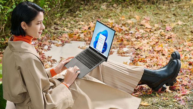 Ilustrasi laptop untuk desain grafis. Foto: ASUS