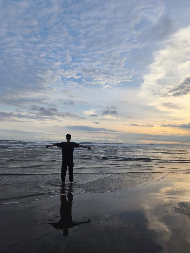 Menjelang Petang di Pantai Sidayu Indah. Sumber: Dokumentasi Pribadi