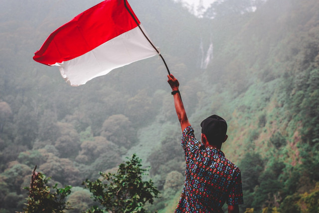 Ilustrasi Apakah identitas nasional dapat bertransformasi. Foto: Unsplash.com/Erfian Juliansyah