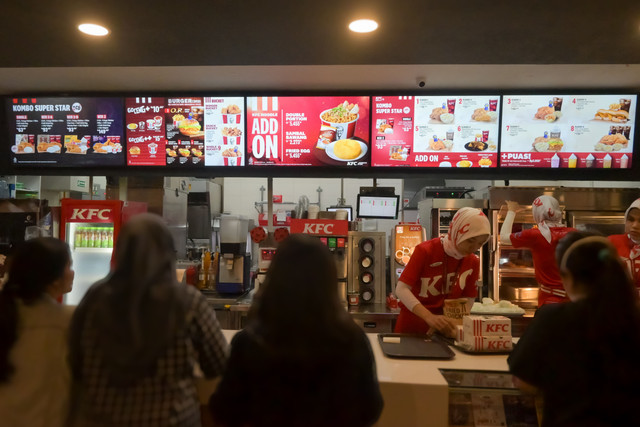 Suasana di restoran makanan cepat saji KFC. Foto: Dok. KFC Indonesia