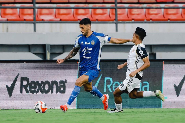 PSIM Yogyakarta melawan Persija Jakarta pada pertandingan Super League di Stadion Kapten I Wayan Dipta, Gianyar, Bali, Rabu (22/4/2026). Foto: Instagram/@psimjogja_official