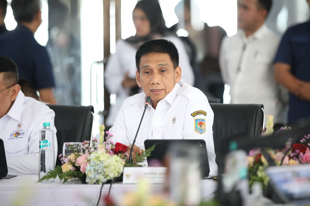 Wamendagri Akhmad Wiyagus menghadiri Rapat Koordinasi Pengembangan Jaringan Jalur Kereta Api Nasional di Stasiun Tanah Abang Baru, Jakarta Pusat, Rabu (22/4/2026). Foto: Dok. Kemendagri
