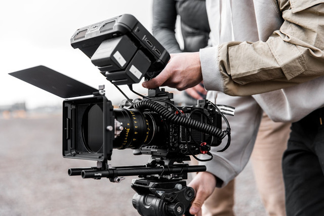 Ilustrasi Live Action Gundam Movie,Foto:Unsplash/Anastase Maragos