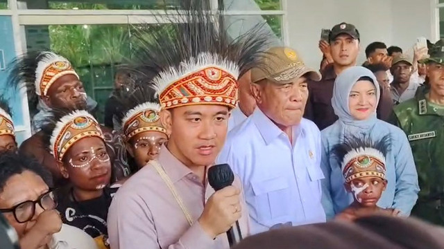 Wakil Presiden Gibran Rakabuming Raka melakukan kunjungan kerja di RS JP Wanane KM 22, Kabupaten Sorong, Papua Barat Daya, Rabu (22/4/2026). Foto: kumparan