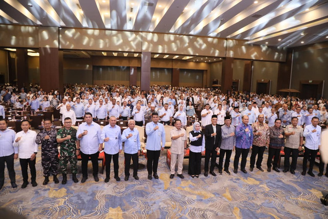 Mendagri Tito Karnavian menghadiri acara Musrenbang RKPD Provinsi Sumut Tahun 2027 di Hotel Santika Dyandra Medan, Sumut, Rabu (22/4/2026). Foto: Kemendagri RI