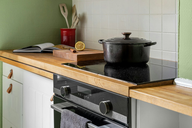 Ilustrasi kompor induksi terbaik 2026. Foto: Unsplash.