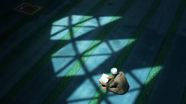 Ilustrasi doa yang diamalkan hari Jumat. Foto: Shutetrstock