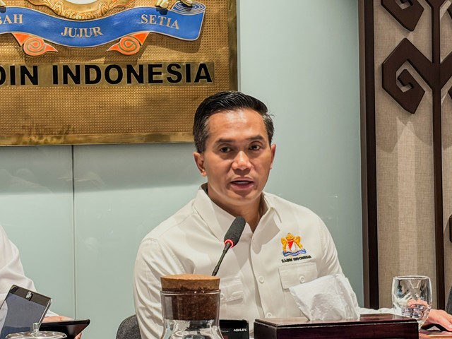 Ketua Umum Kadin Anindya Bakrie dalam Konferensi Pers Kadin Business Pulse Q1 2026 di Menara Kadin, Jakarta Selatan, Jumat (24/4/2026). Foto: Najma Ramadhanya/kumparan